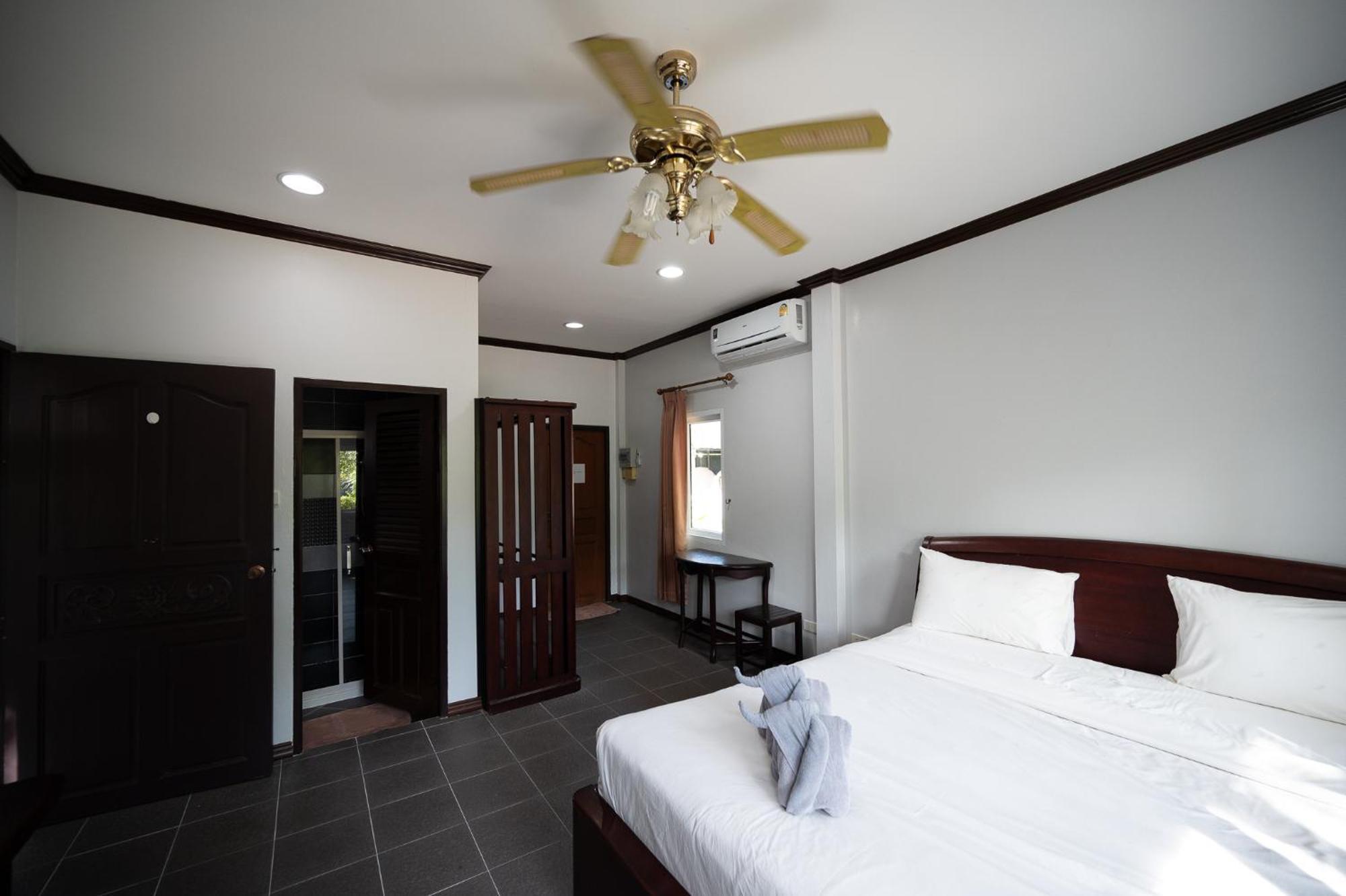 Baan Faa Talaychan Resort Чао Лао Бийч Екстериор снимка